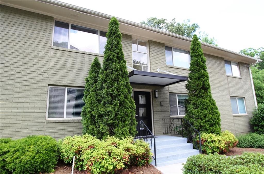 449 Clairemont Avenue L4, Decatur, GA 30030 — most recent listing photo