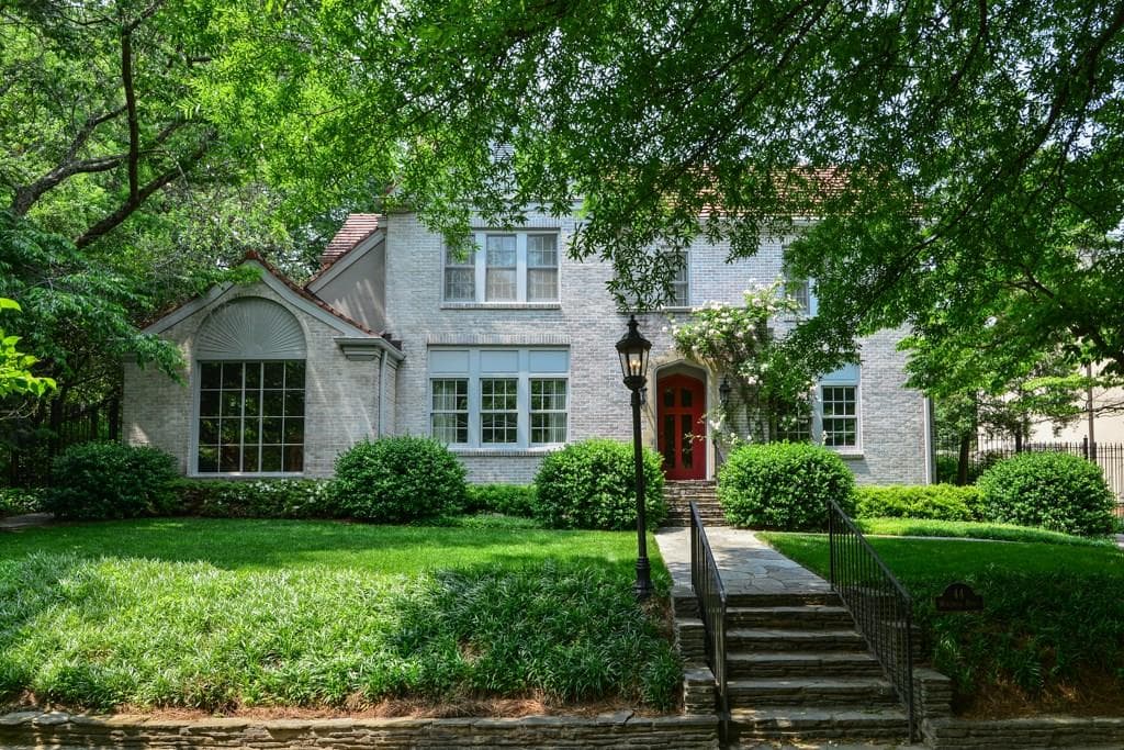 4 bedroom single family residence sold at 44 Wakefield Drive, Atlanta, GA 30309