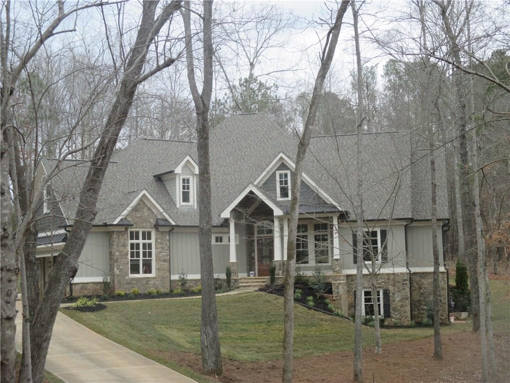 4 bedroom, 3,821 sq ft single family residence sold at 113 Serenity Lake Drive, Alpharetta, GA 30004