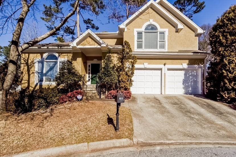 1070 Druid Lake, Decatur, GA 30033 — most recent listing photo