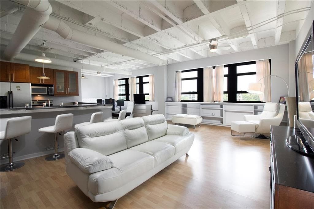 1 bedroom, 1,136 sq ft condominium sold at 878 Peachtree Street 605, Atlanta, GA 30309
