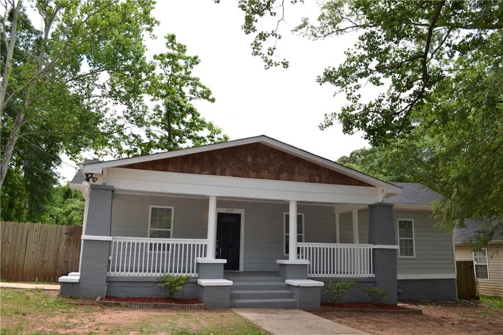 1912 Vesta Avenue, College Park, GA 30337 — most recent listing photo