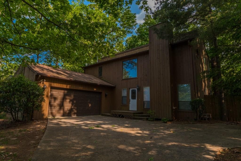 3 bedroom, 1,712 sq ft single family residence sold at 430 N Eagles Bluff, Alpharetta, GA 30022