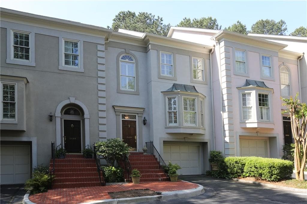 3 bedroom, 2,421 sq ft townhouse sold at 2484 Brookhaven Place, Brookhaven, GA 30319