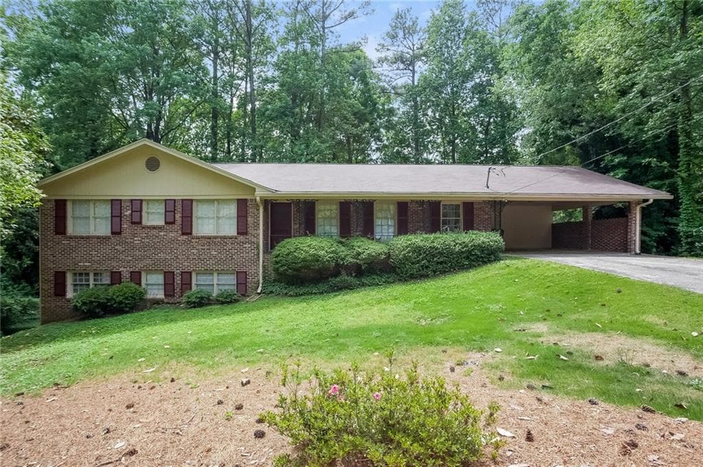 425 Grenock Circle, Sandy Springs, GA 30328 — most recent listing photo