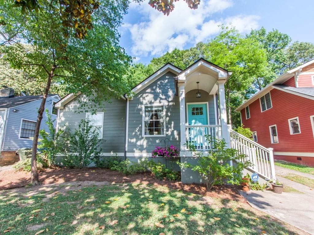 3 bedroom single family residence sold at 275 Sisson Avenue, Atlanta, GA 30317