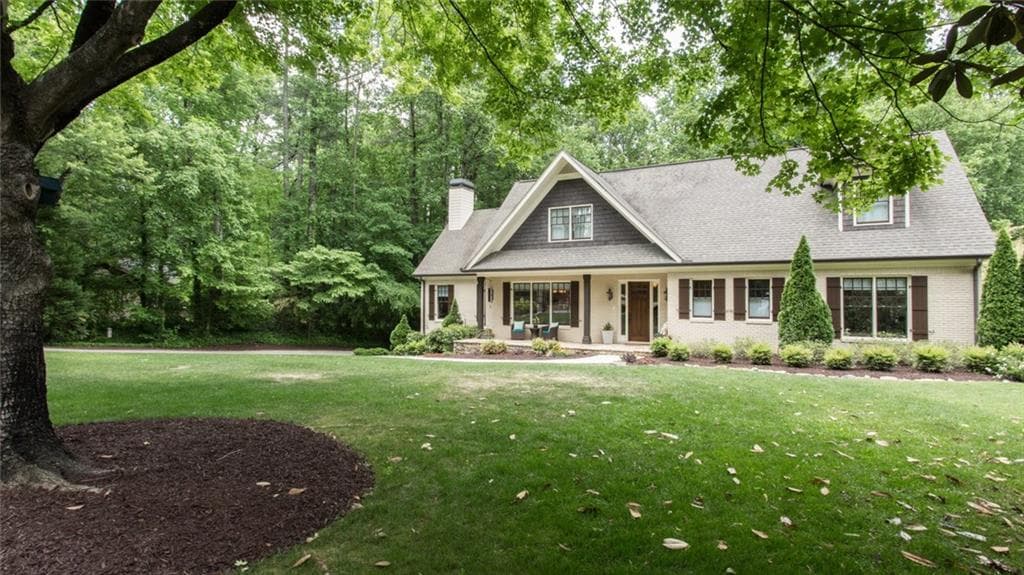 5 bedroom, 6,226 sq ft single family residence sold at 1986 Continental Drive, Atlanta, GA 30345