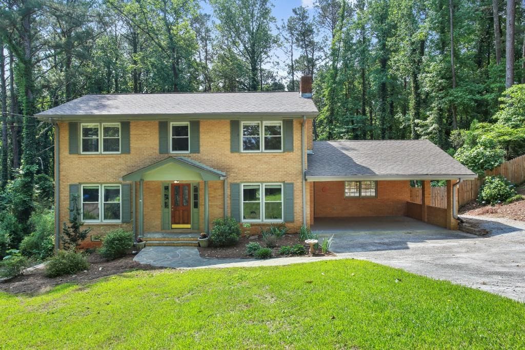 4 bedroom, 2,232 sq ft single family residence sold at 2515 Henderson Mill Road, Atlanta, GA 30345