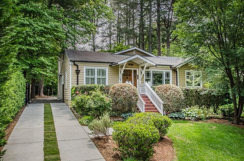 4 bedroom, 2,254 sq ft single family residence sold at 1441 Woodland Hills Drive, Atlanta, GA 30324