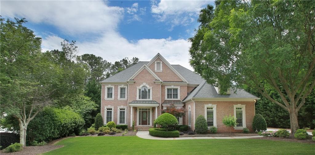 5 bedroom, 4,937 sq ft single family residence sold at 1465 Portmarnock Drive, Alpharetta, GA 30005