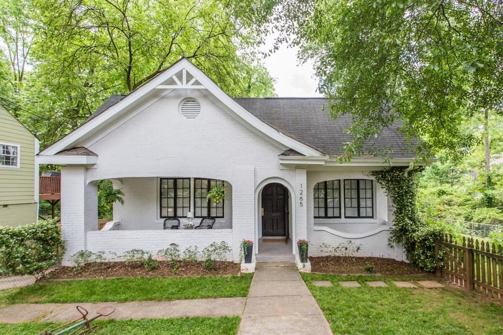 3 bedroom, 1,874 sq ft single family residence sold at 1265 Hosea L Williams Drive, Atlanta, GA 30317