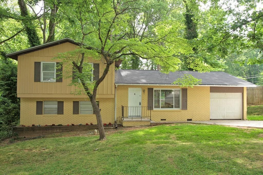 3925 English Oak Drive, Doraville, GA 30340 — most recent listing photo