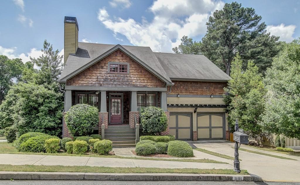 3 bedroom, 2,295 sq ft single family residence sold at 1191 Mica Lamp Court, Atlanta, GA 30316