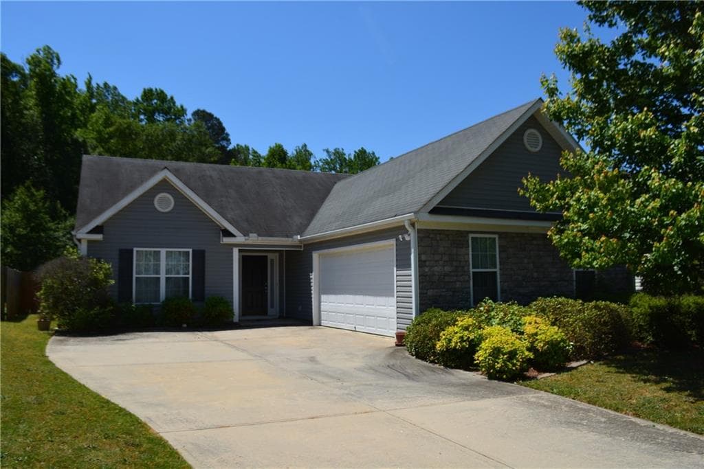 85 Shadowbrooke Circle, Loganville, GA 30052 — most recent listing photo