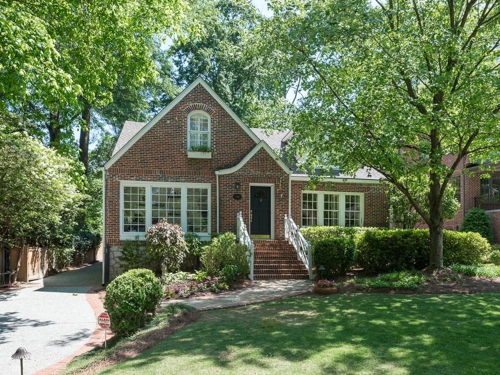 5 bedroom, 3,214 sq ft single family residence sold at 1796 Meadowdale Avenue, Atlanta, GA 30306