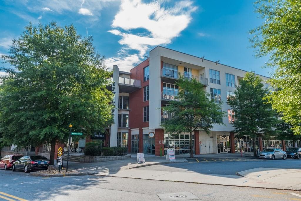 1 bedroom, 738 sq ft condominium sold at 245 Highland Avenue 419, Atlanta, GA 30307