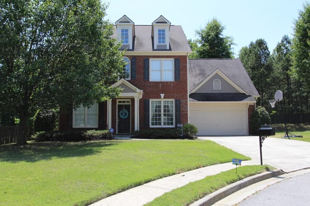 4 bedroom single family residence sold at 1772 Hillside Bend Crossing, Lawrenceville, GA 30043