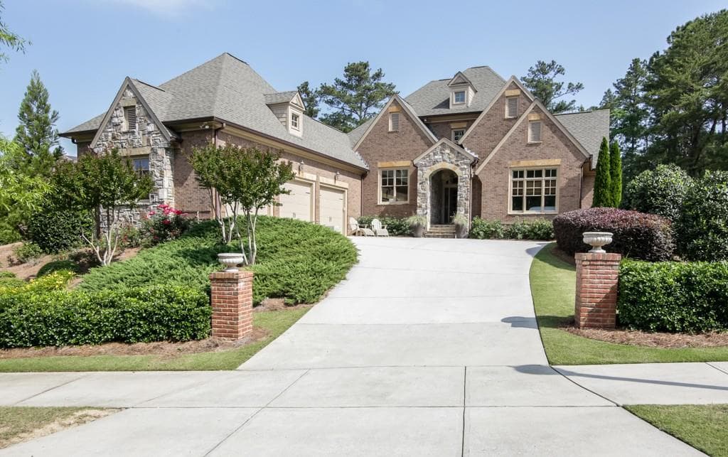 5 bedroom, 5,390 sq ft single family residence sold at 6062 Tattnall Overlook, Acworth, GA 30101