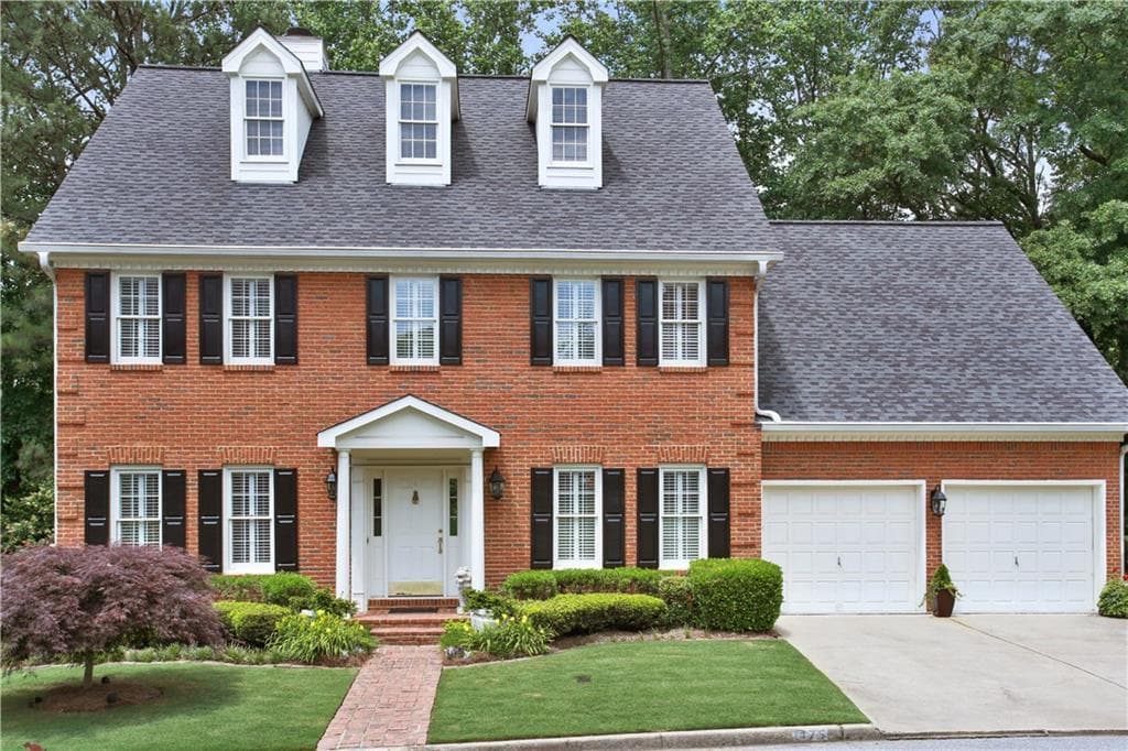 4 bedroom, 3,257 sq ft single family residence sold at 1475 Sheridan Walk, Atlanta, GA 30324