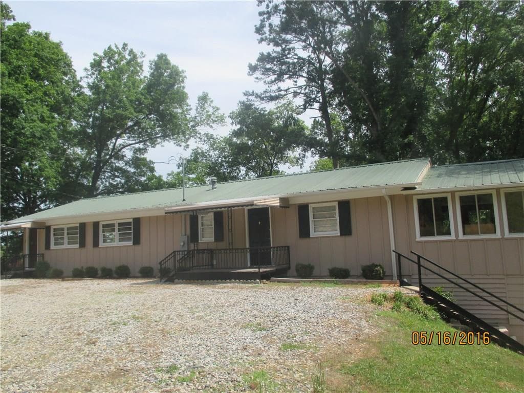 2554 Vaughandale Circle, Gainesville, GA 30506 — most recent listing photo