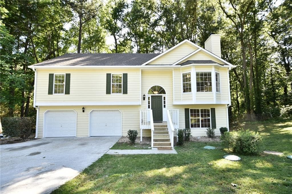 182 Lester Woods Court, Lawrenceville, GA 30044 — most recent listing photo