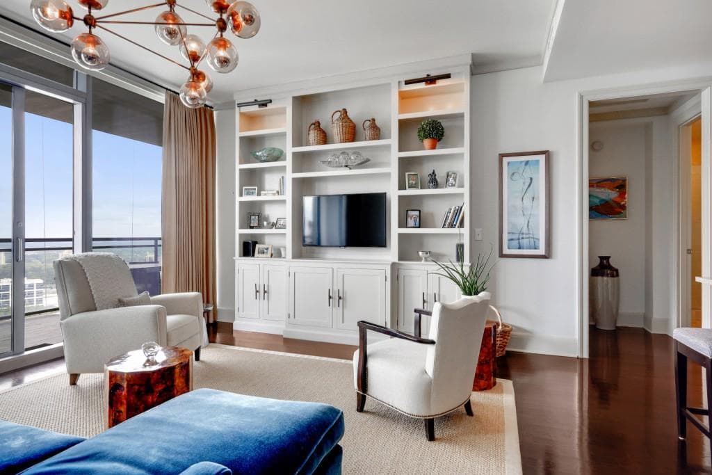 2 bedroom condominium sold at 3344 PEACHTREE Road 3303, Atlanta, GA 30326