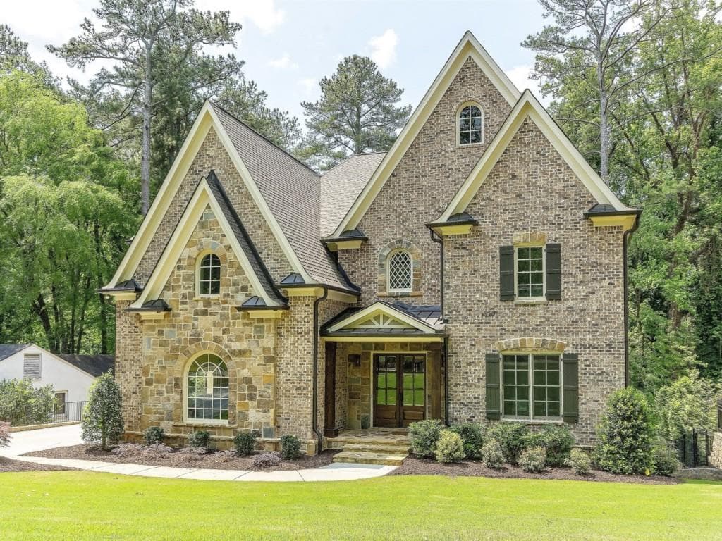 4 bedroom, 5,533 sq ft single family residence sold at 319 Allison Drive, Atlanta, GA 30342