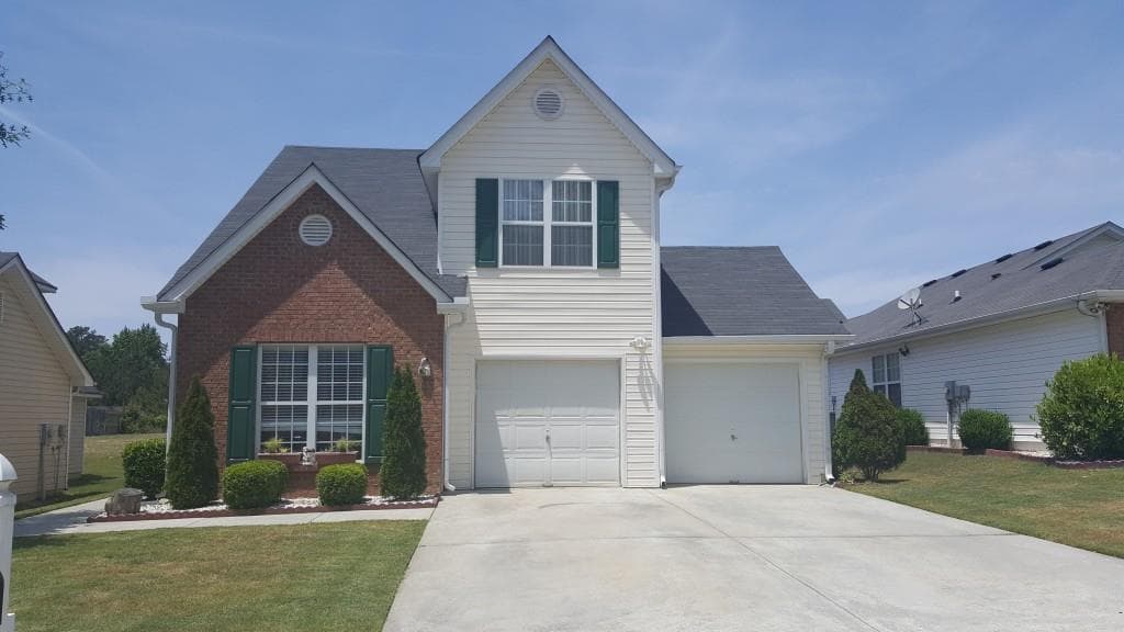 2465 Oakland Spring Drive, Snellville, GA 30039 — most recent listing photo
