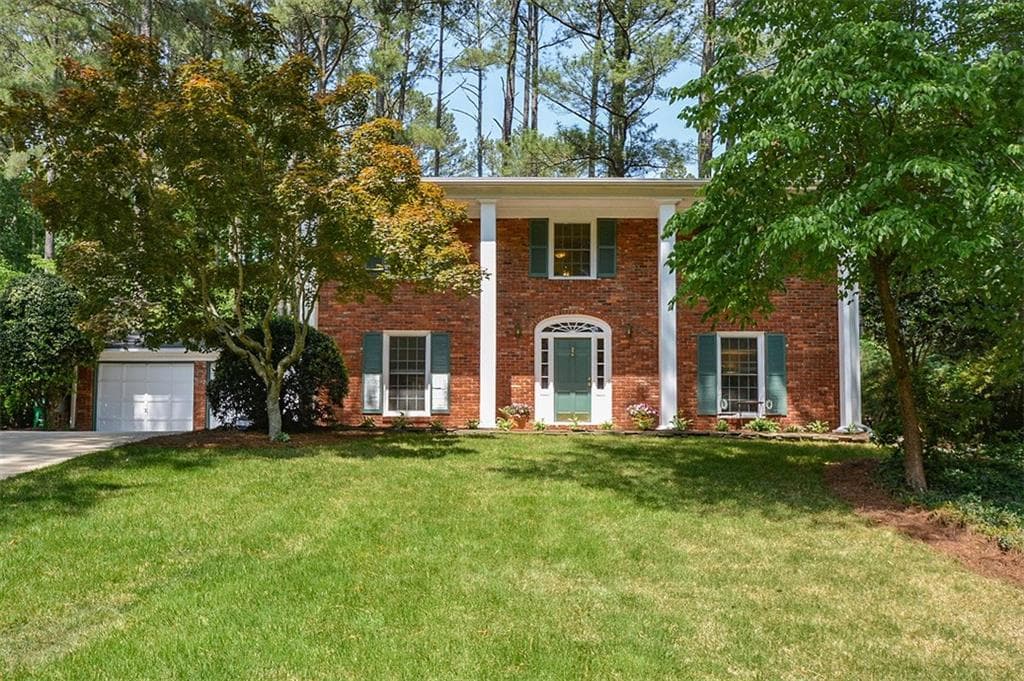 4 bedroom, 2,436 sq ft single family residence sold at 3578 Summitridge Drive, Atlanta, GA 30340