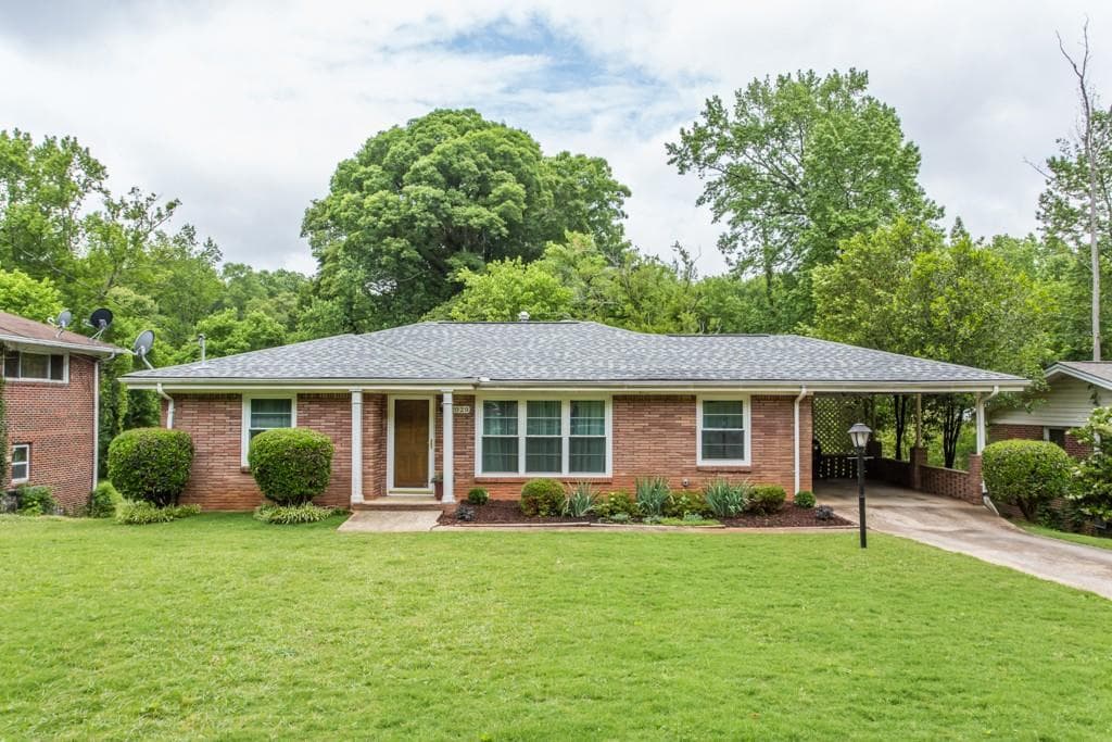 3 bedroom, 1,275 sq ft single family residence sold at 2029 Bencal Drive, Atlanta, GA 30316