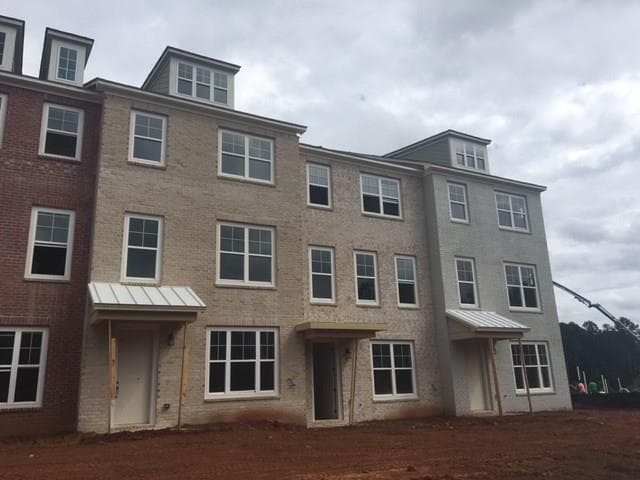10188 Windalier Way 230, Roswell, GA 30076 — most recent listing photo