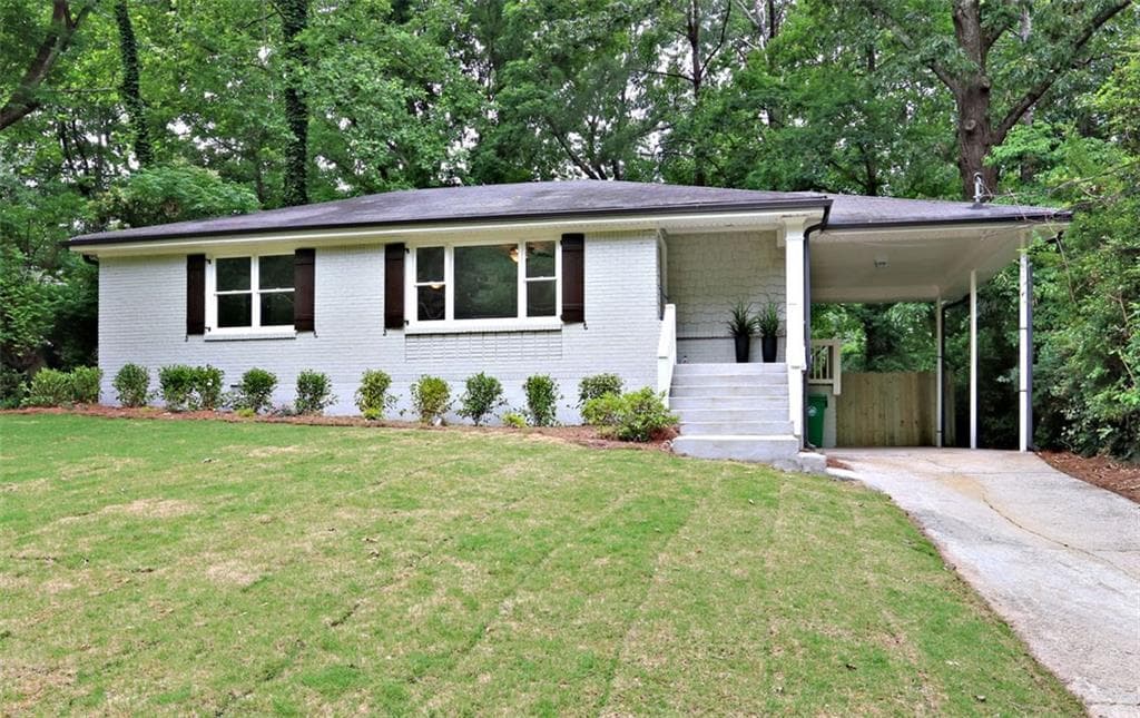 3 bedroom, 1,408 sq ft single family residence sold at 858 Willivee Drive, Decatur, GA 30033