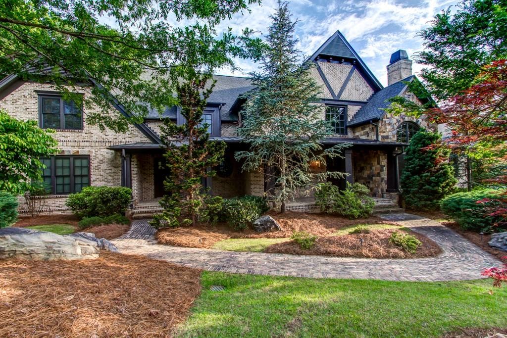 888 Big Horn Hollow, Suwanee, GA 30024 — most recent listing photo