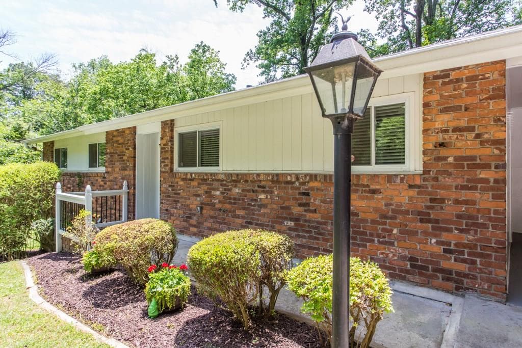4 bedroom, 1,336 sq ft single family residence sold at 2177 Armand Road, Atlanta, GA 30324
