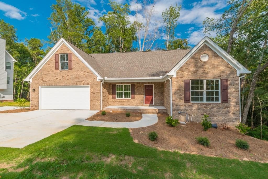 3 bedroom single family residence sold at 970 Golden Meadows Lane, Loganville, GA 30052