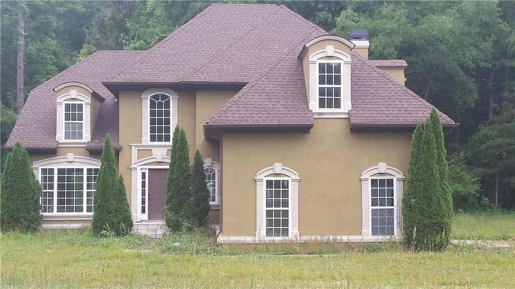 4 bedroom, 2,824 sq ft single family residence sold at 1801 Lake Cove Drive, Atlanta, GA 30331