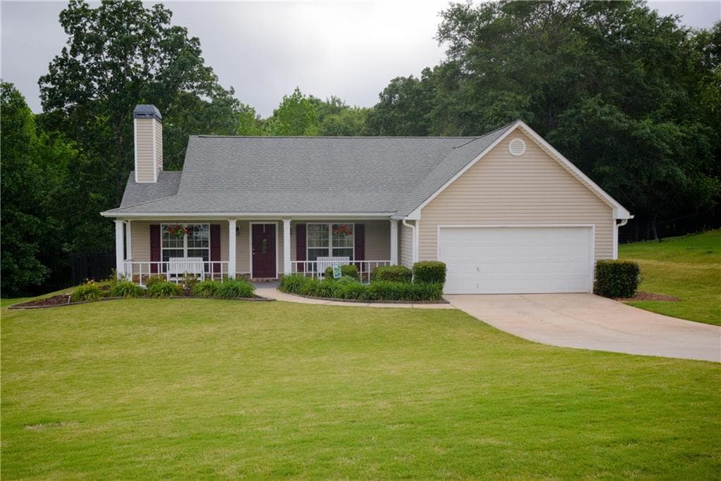 3 bedroom, 1,538 sq ft single family residence sold at 329 Tallassee Lane, Statham, GA 30666