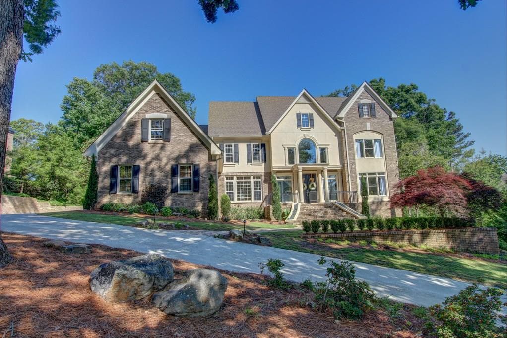 9400 Colonnade Trail, Johns Creek, GA 30022 — most recent listing photo