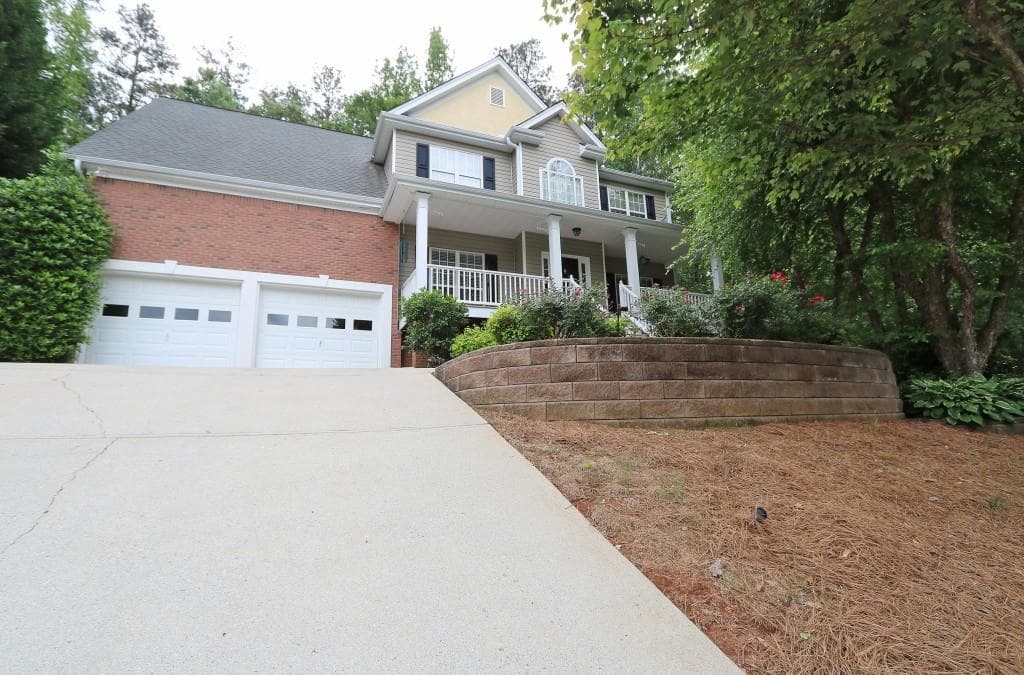 5900 Edenfield Drive, Acworth, GA 30101 — most recent listing photo
