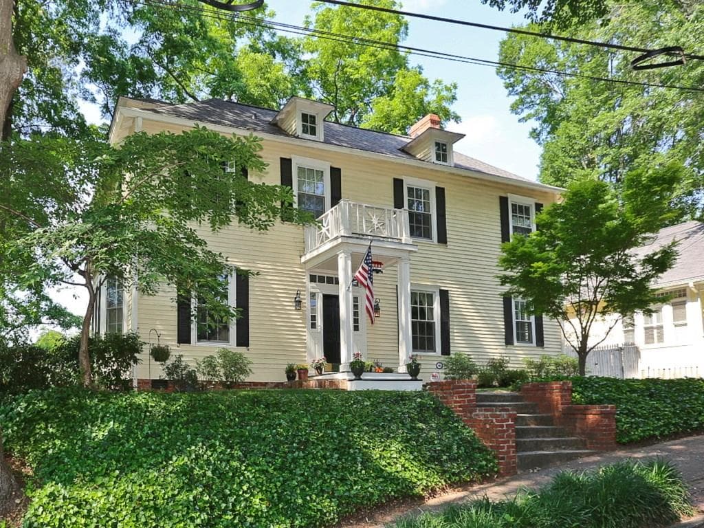 3 bedroom, 2,554 sq ft single family residence sold at 976 Emerson Avenue, Atlanta, GA 30316