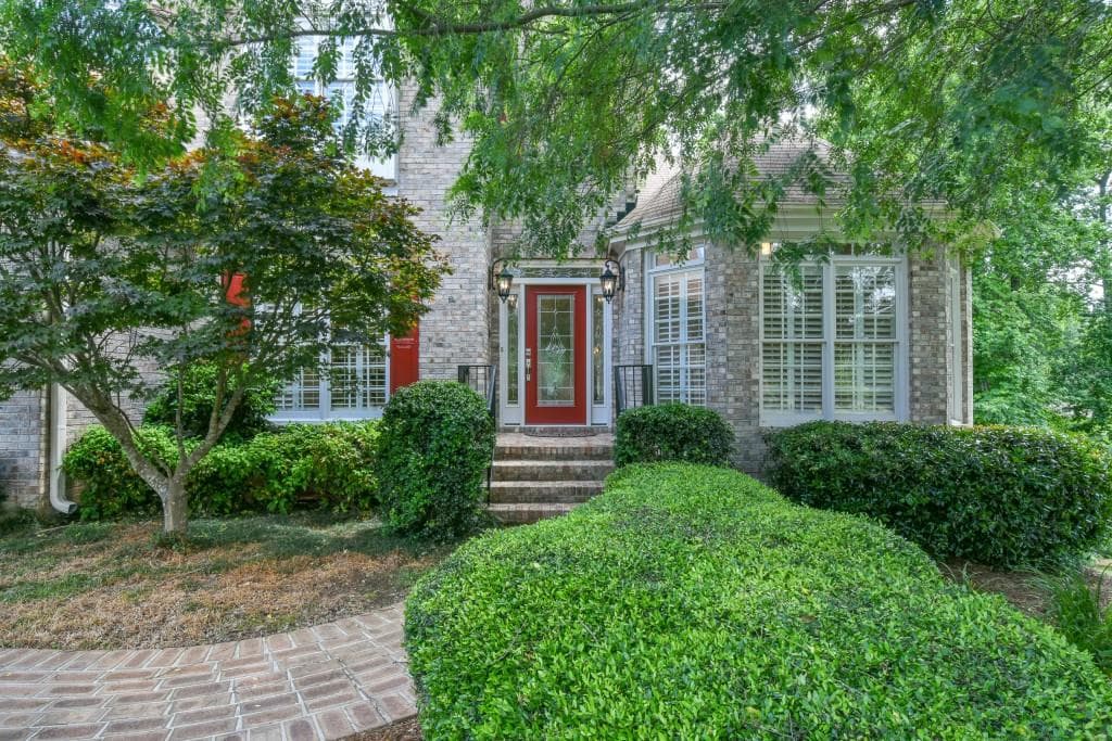 3606 Summit Oaks Drive, Roswell, GA 30075 — most recent listing photo