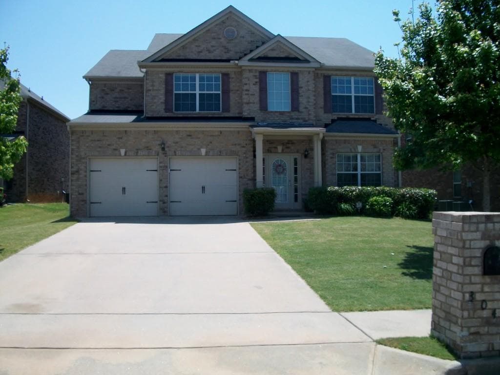 3045 Rochelle Court, Snellville, GA 30039 — most recent listing photo