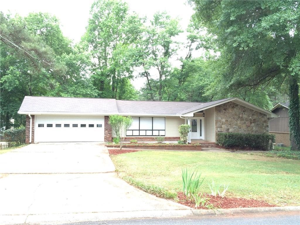 585 Greenview Avenue, Conyers, GA 30094 — most recent listing photo