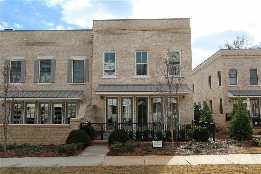 150 Forrest Alley 18, Roswell, GA 30075 — most recent listing photo