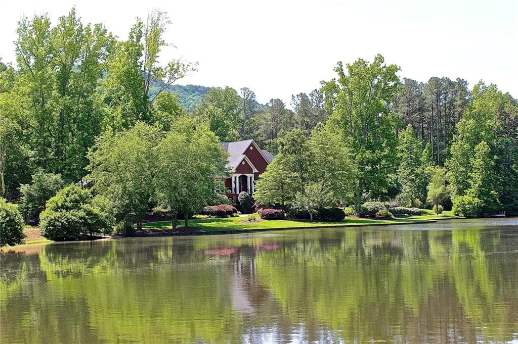 5155 Spot Road, Cumming, GA 30040 — most recent listing photo