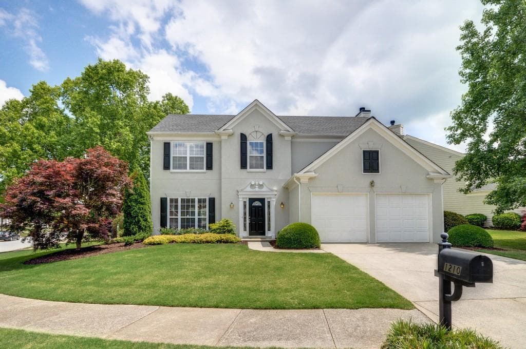1210 Lyndhurst Way, Roswell, GA 30075 — most recent listing photo