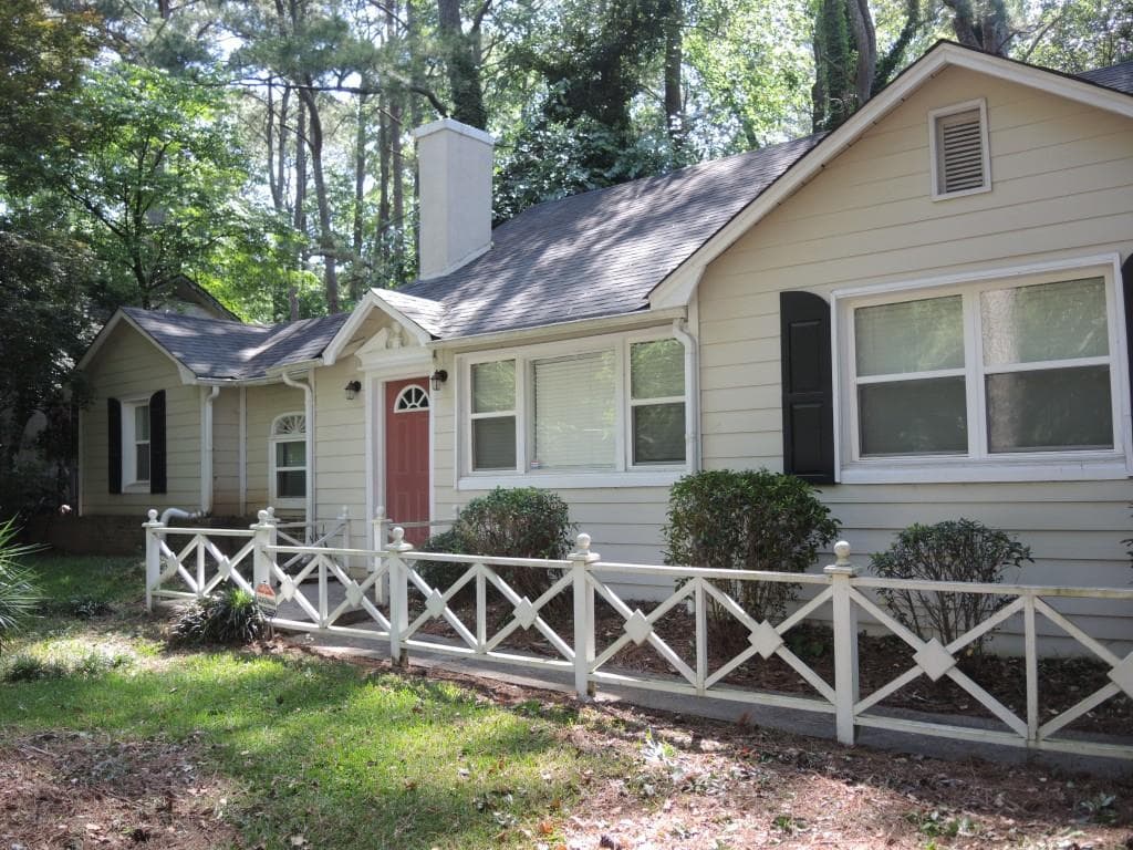 3 bedroom, 1,334 sq ft single family residence sold at 974 Fayetteville Road, Atlanta, GA 30316