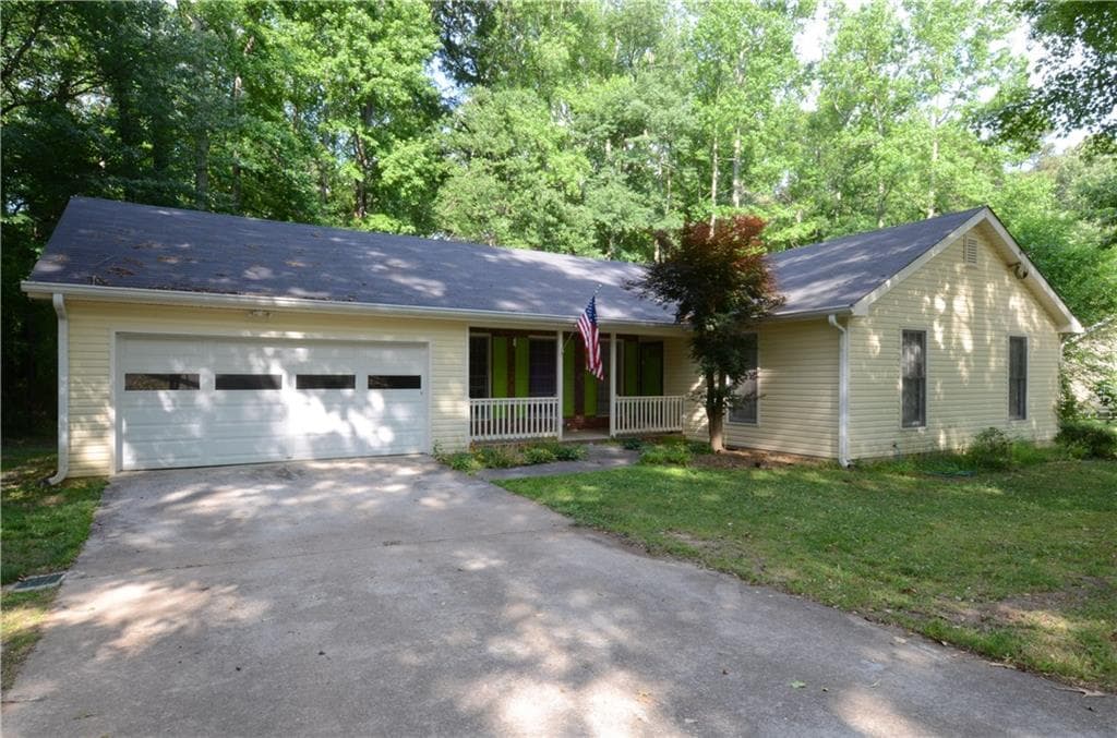 1022 Echo Valley Court, Loganville, GA 30052 — most recent listing photo