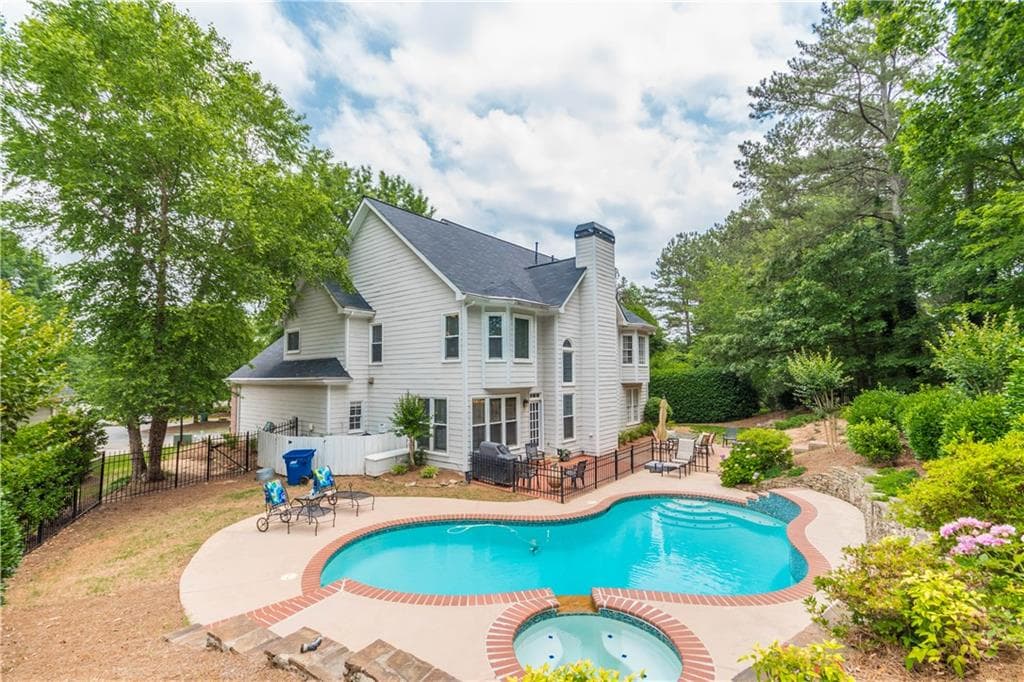475 Fieldstone Landing, Alpharetta, GA 30005 — most recent listing photo