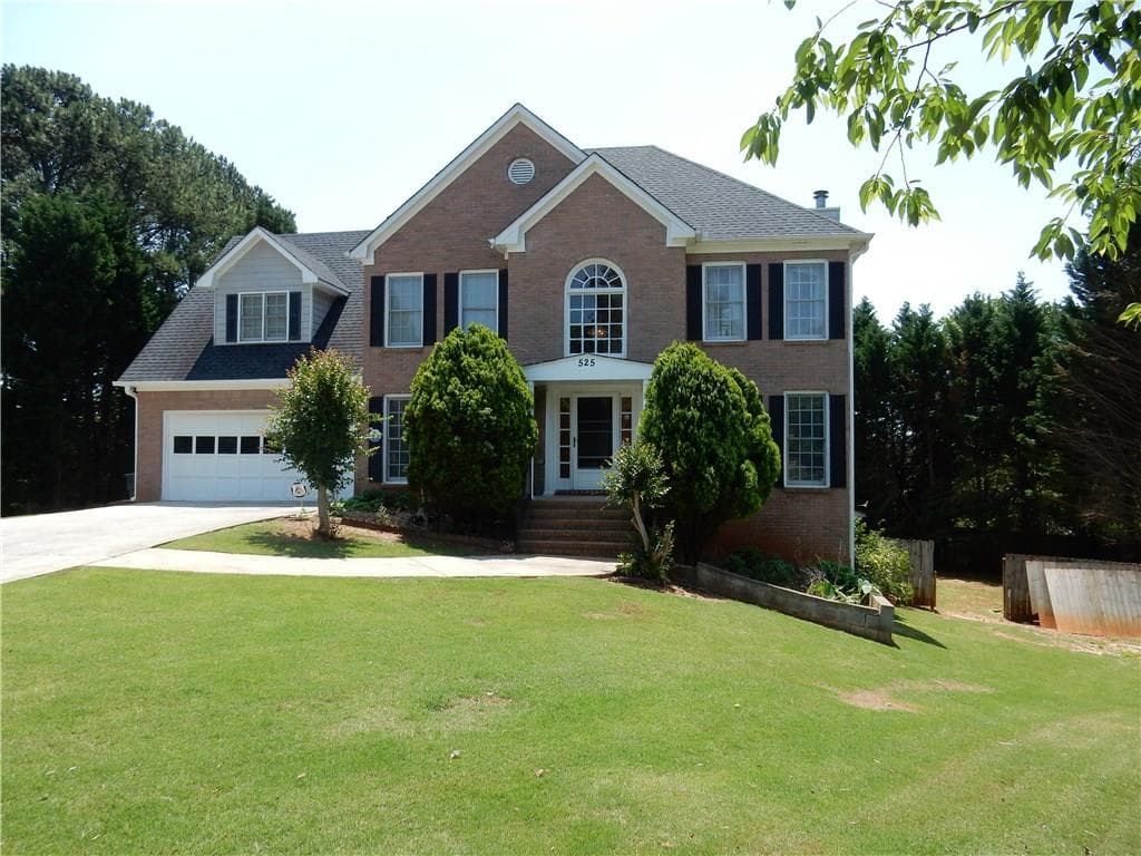 525 Saint Marks Drive, Lilburn, GA 30047 — most recent listing photo